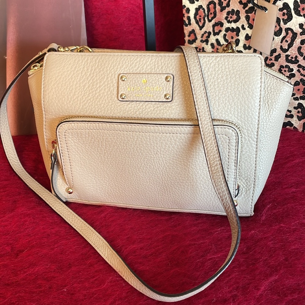 KATE SPADE SAVILLA BAXTER STREET SEEDPEARL CROSSBODY BEIGE LEATHER GOLD HARDWARE
